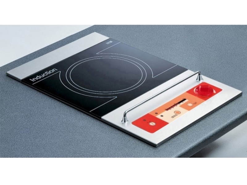 BUILT- IN INDUCTION PLATE 2.5 KW