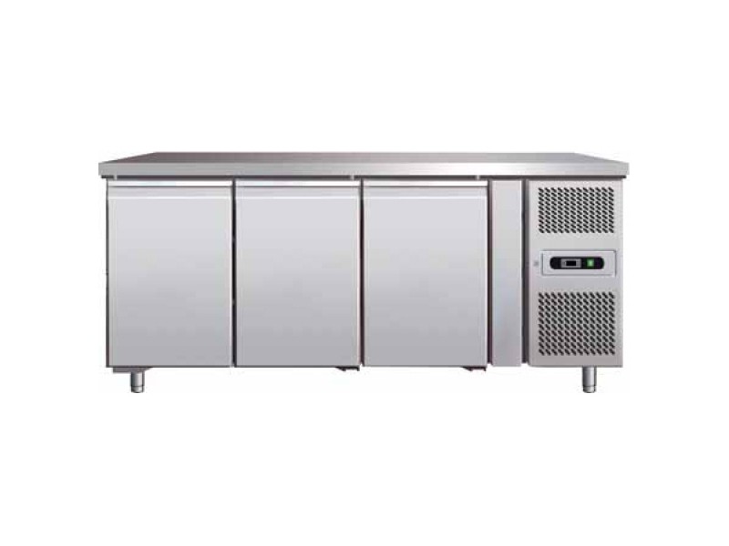 TABLE REFRIGERATED FREEZER -18 ° -22 ° C 3 DOORS GN 1/1 CM DEPTH 70 CM
