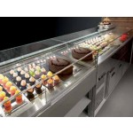 PASTRY COUNTER WINDOW DROP IN PRALINES WITH GLASS CLOSED CASTLE WITHOUT PANELS W132XD81,5XH120